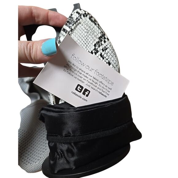 Lot of 2 Rollasole Black Gray Snakeskin Foldable Slip On Flats Womans Sz 5.5-6.5 - Picture 3 of 7